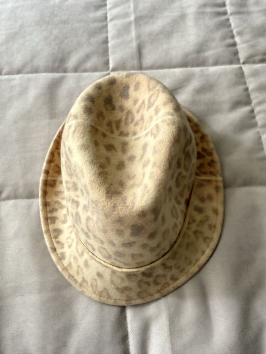 Шляпа демисезонная