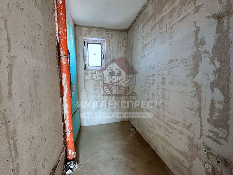 Продава се Тристаен апартамент в Асеновград - 137 кв.м за 1022 €/кв.м - Снимка #17