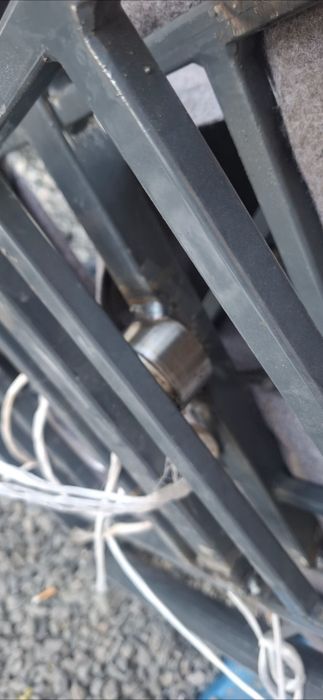 Стойка за размотаване на тръба за подово.
