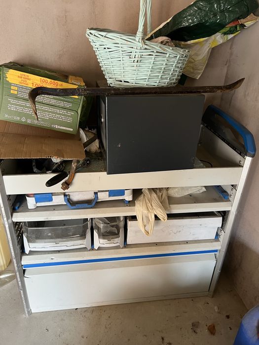 Dulap pentru scule pentru masină,