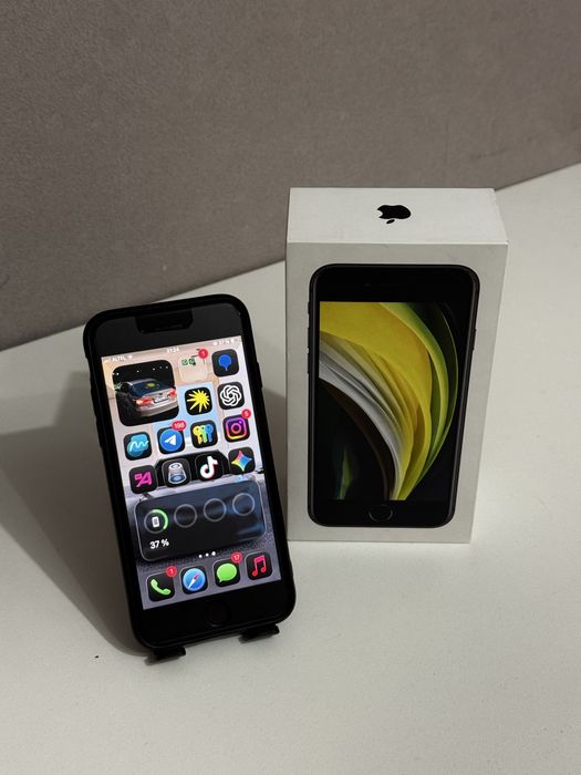 iPhone Se 2020 black