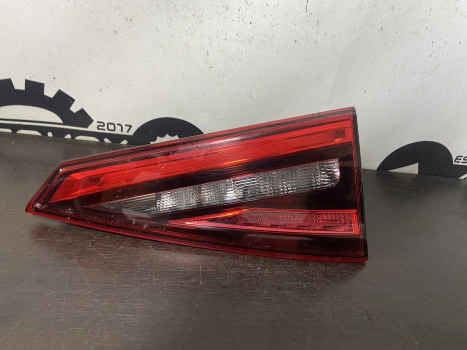Stop dreapta led pe haion Infiniti Qx30 an 2016-2019
