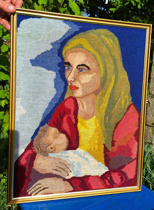 Vând un goblen cusut și înrămat - mama cu pruncul