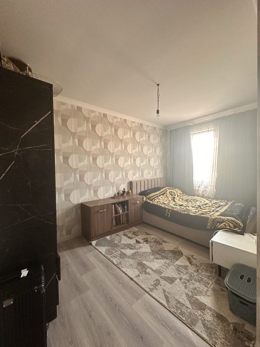 Дом  с большим двором