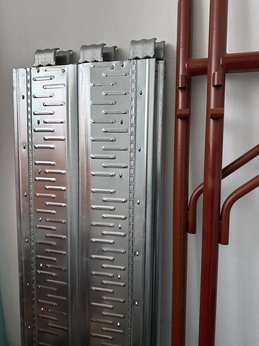 Schela italiana noua cu roti