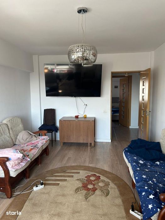 3 camere vedere panoramică - Casa de Cultură