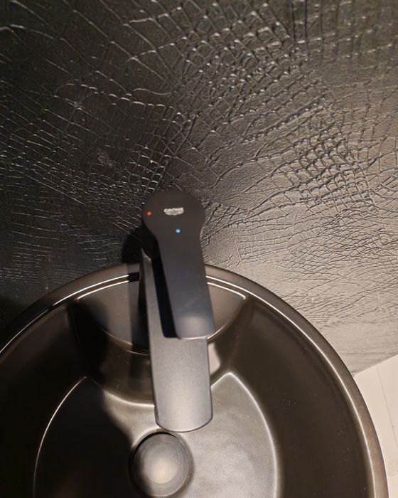 Set baie negru mat , lavoar, oglinda, wc, rezervor  wc