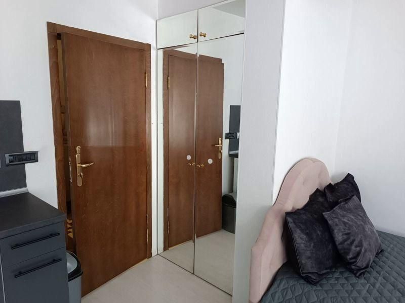 Дава се под наем Едностаен апартамент в София, Център - 50 кв.м за 550 € - Снимка #3