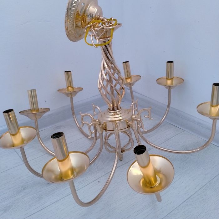 Продам люстры Богема