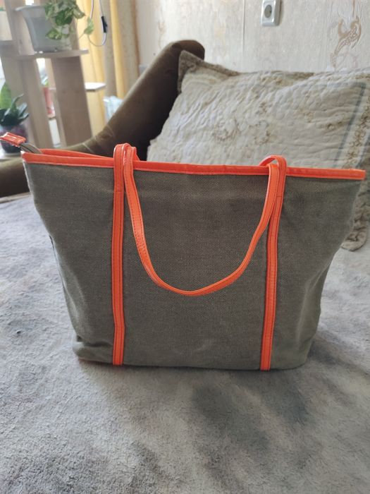 Продам летние сумки