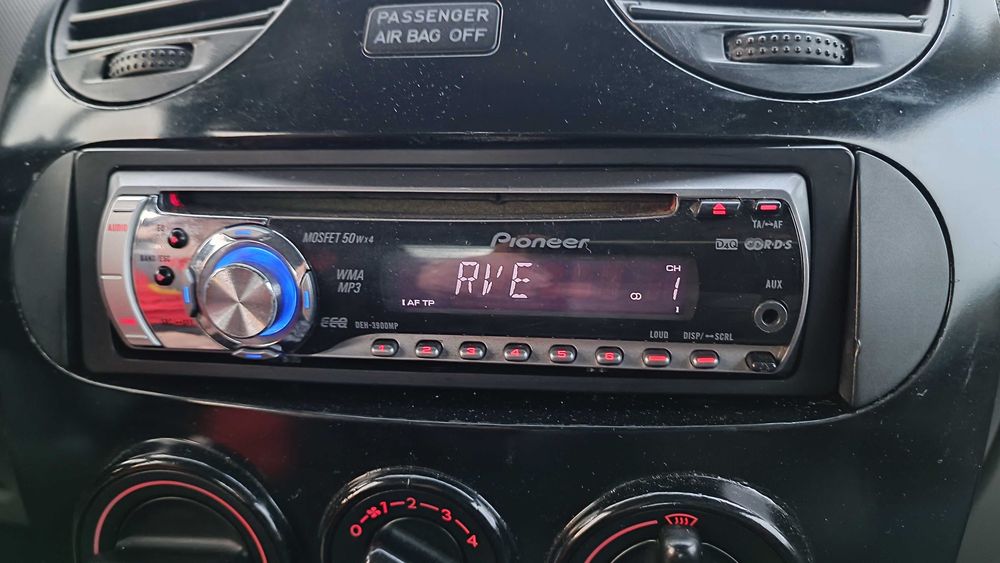 Casetofon auto cu cd player