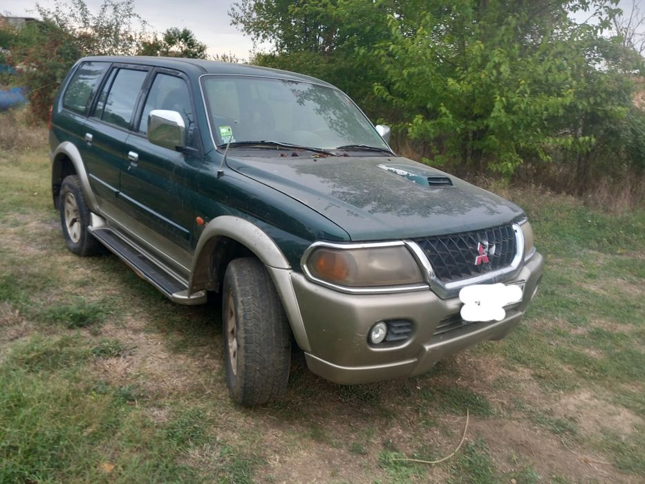 Mitsubishi pajero sport 2.5