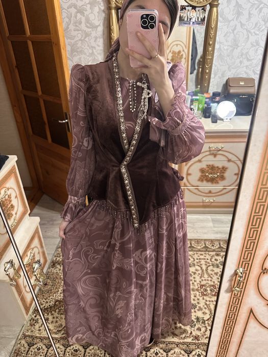 Прдам платья тройку