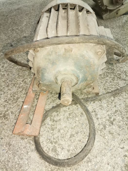 Ел двигател 2200об.