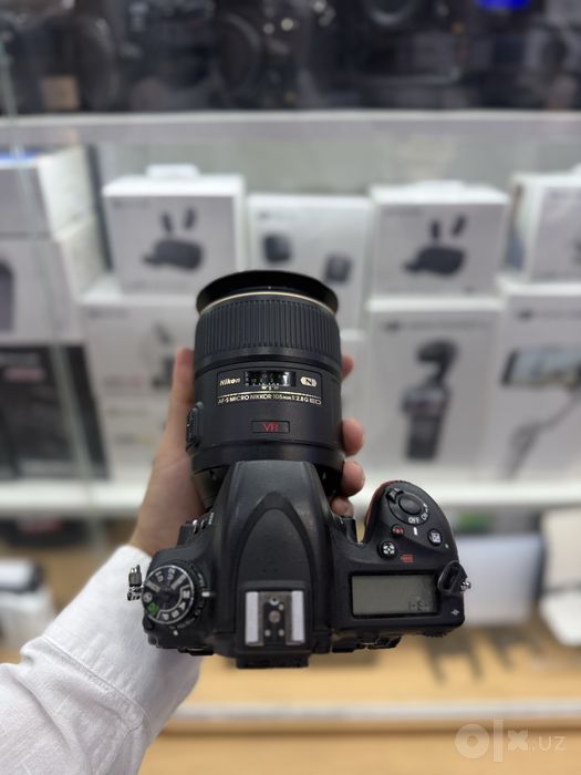 Nikon D750 Nikon 105 mm f2.8 macro Yn 24ex bipalyar spishka