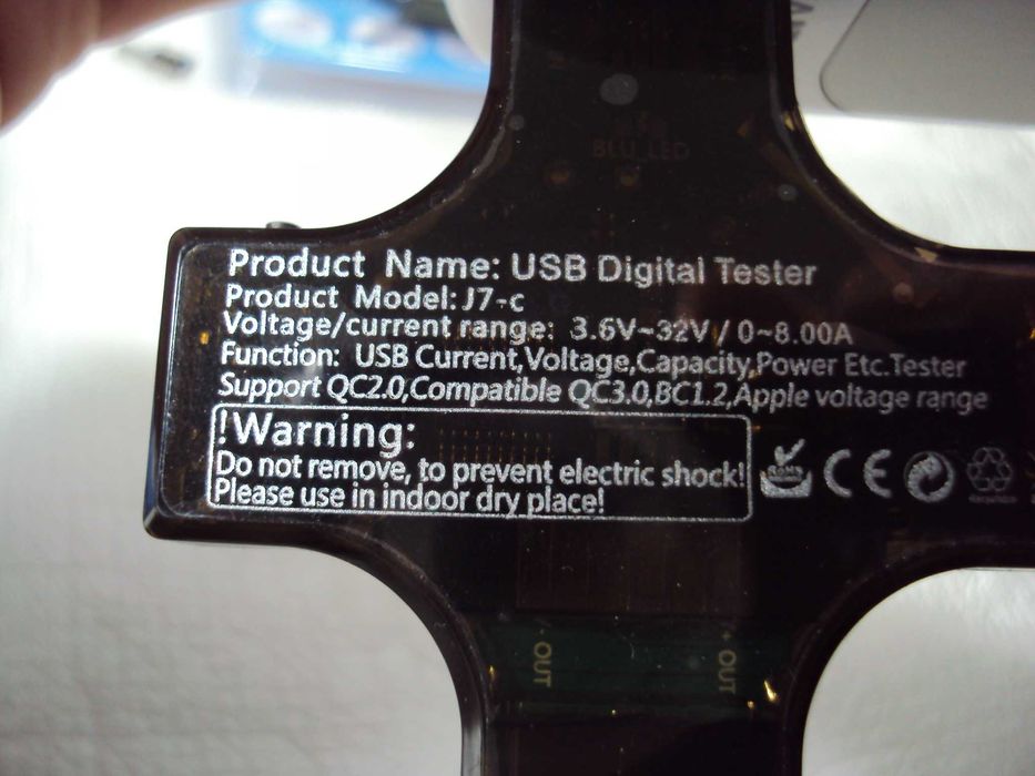tester digital usb J7-C