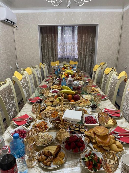 Стол и стулья комплект