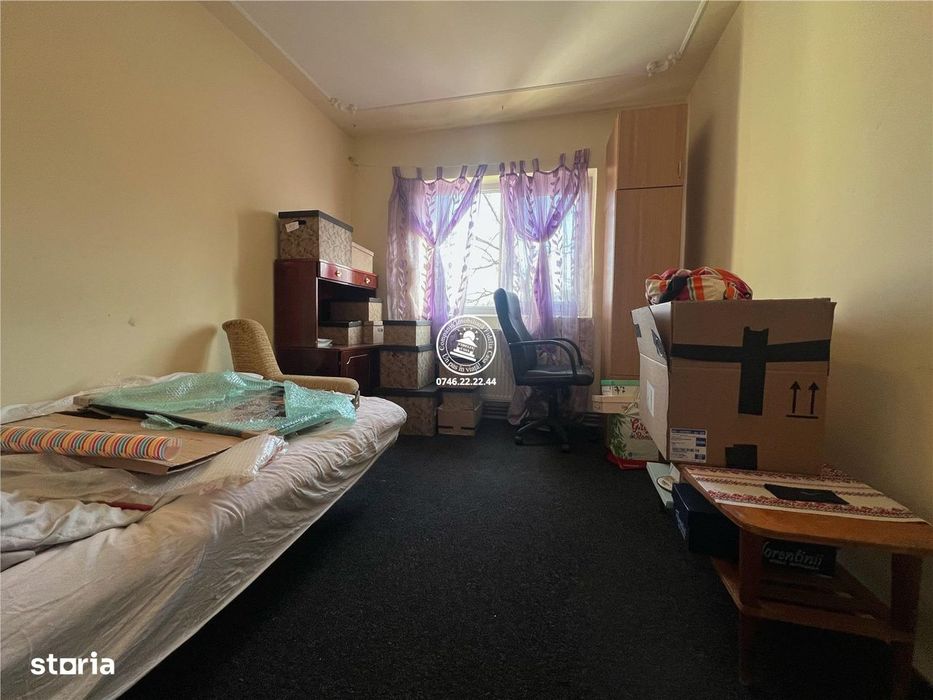 Apartament 3 camere de vanzare Nicolina