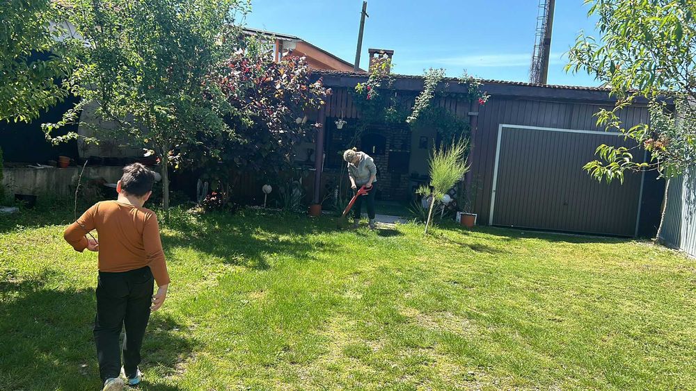 Vand Casa + Spatiu Comercial