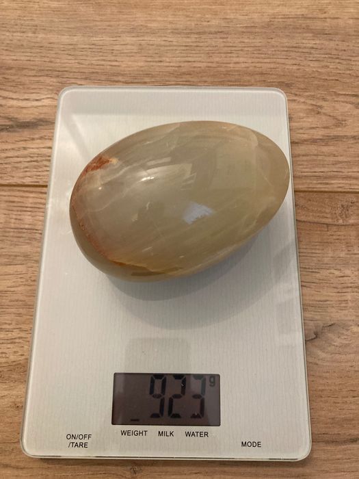 Голямо яйце от оникс