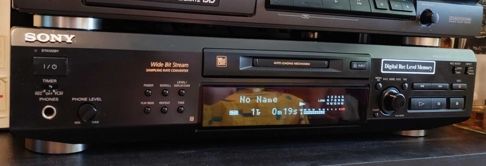 MiniDisc Sony MDS-JE520 fabricat în Japonia