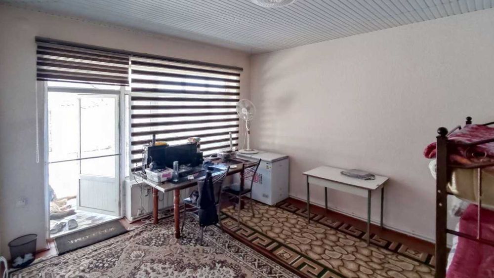 (Добрый) Уч Кахрамон, 6,5 соток, Фасад 16х40 метров