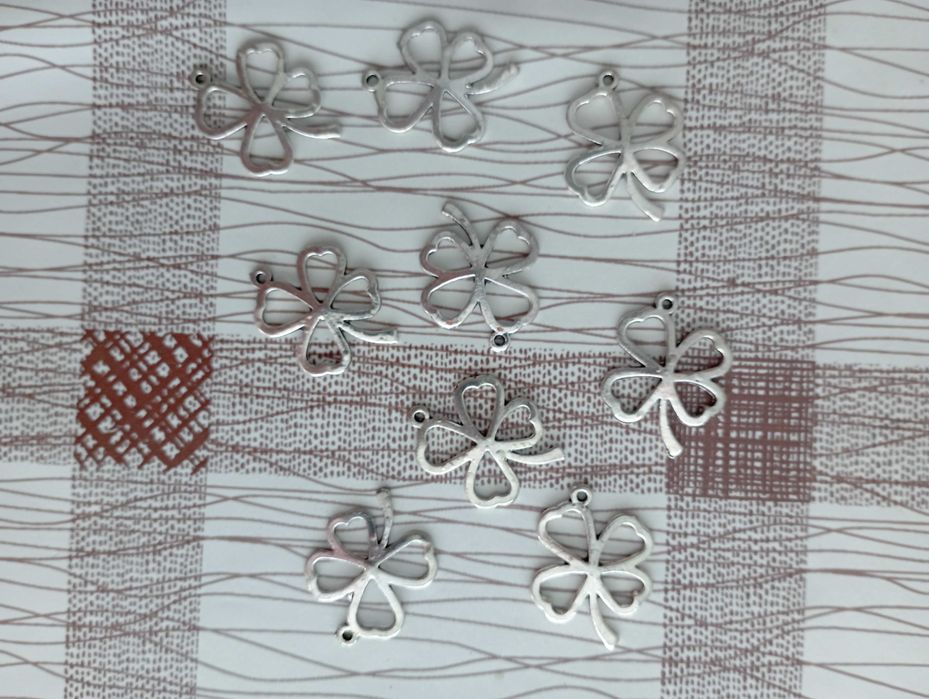 Фигурки за декорации към бижута