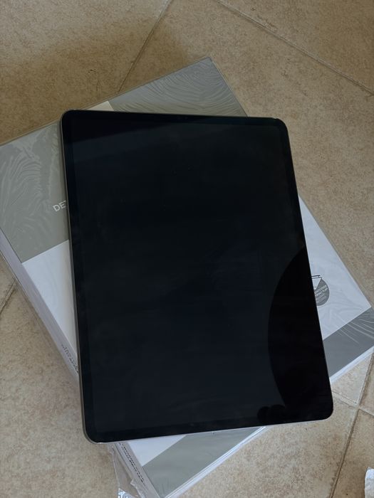 Ipad pro 12.9 5 gen m1 256 gb + клавиатура