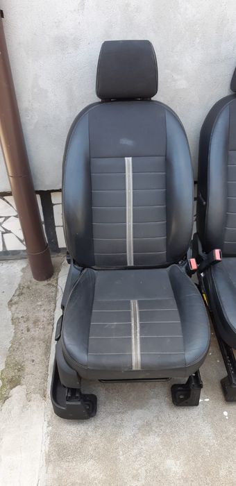 Interior Ford Kuga neîncălzit 250euro