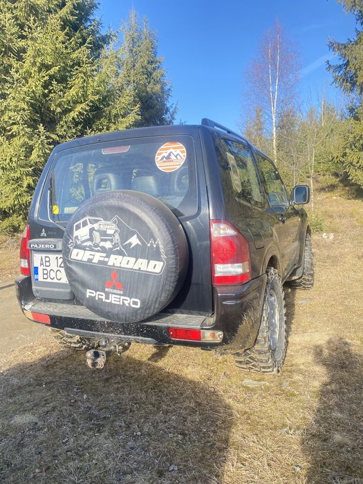 Vând Mitsubishi Pajero MK3 2.5 diesel 2004