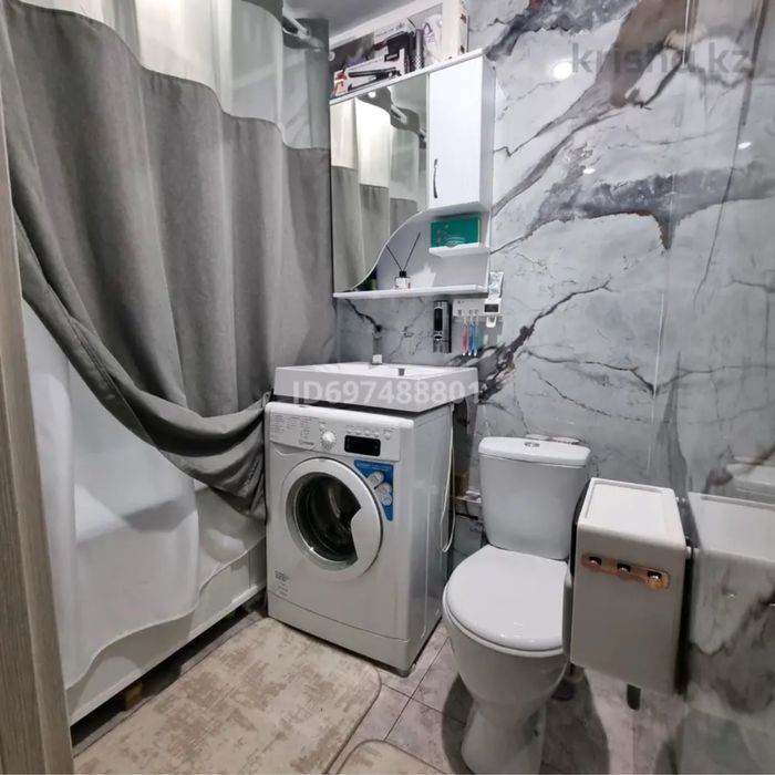 Продам 2 х ком квартиру