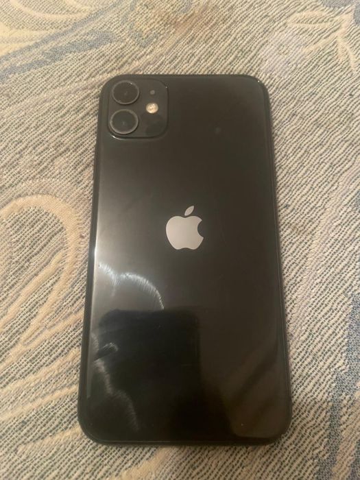 Продам айфон 11 64 акб 100