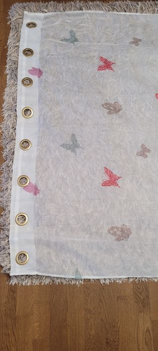 Perdele camera fetita