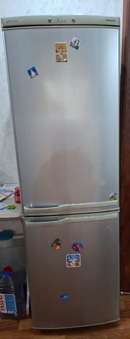 Продам холодильник