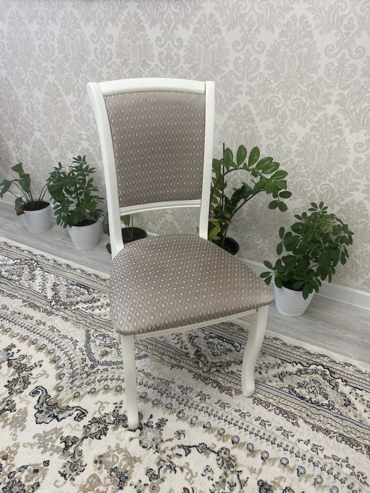 Стулья доя гостиной и кухни