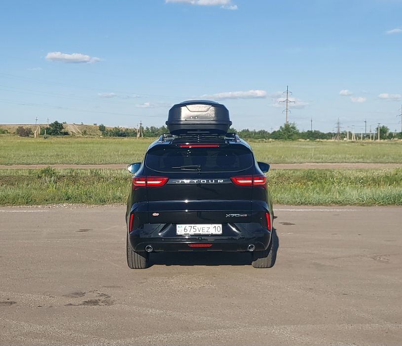 Продам автомобиль jetuor x70
