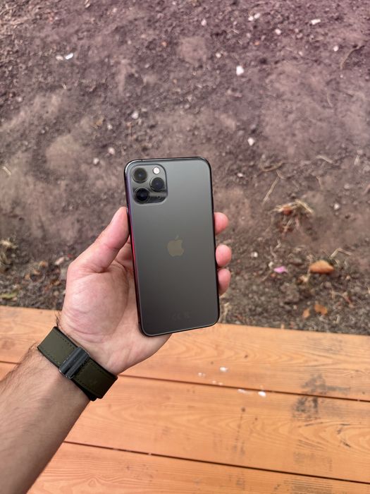 Продам Телефон Айфон 11 Pro