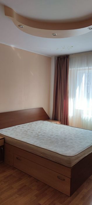 Apartament de închiriat