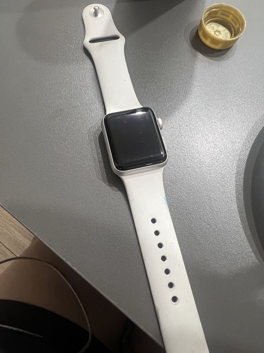 Apple Watch 3 series.