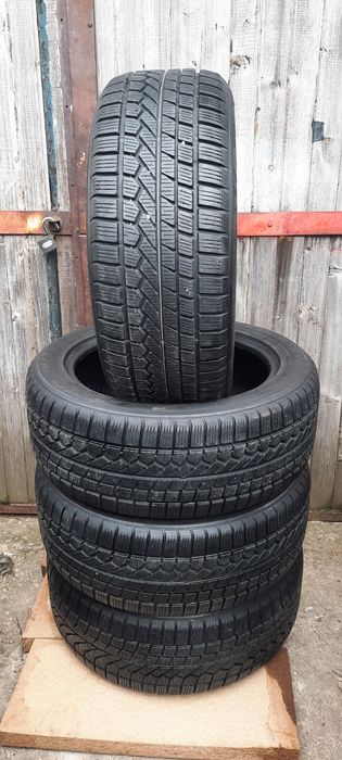 4 броя зимни гуми 235 50 18 toyo 8mm dot23 нови