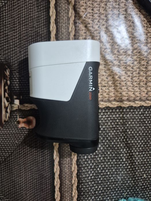 Dispozitiv de stabilire a distanţei pentru golf Garmin Approach Z82