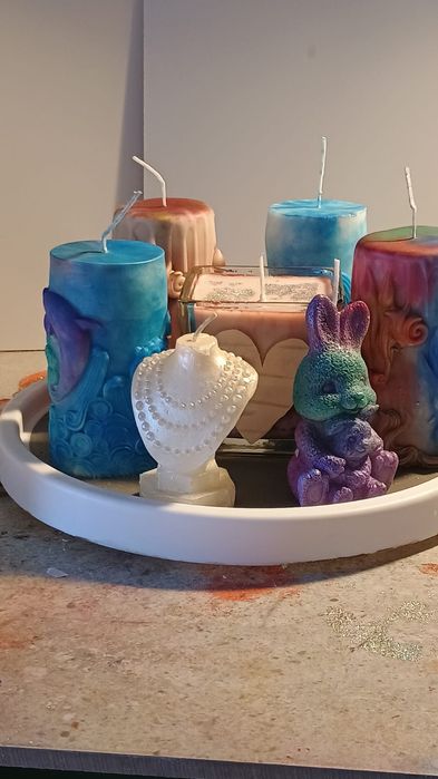 Lumânări decorative parfumate și neparfumate