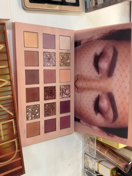 Грим палитри Fenty, Huda, Urban Decay, ND, Charlotte Tilbury