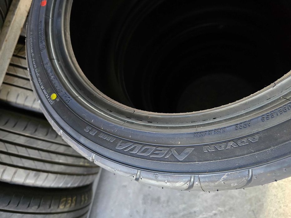 225 45 17 Yokohama Advan Neova AD08 RS Semislik NOI