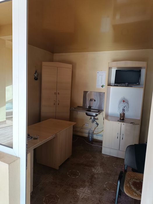 Inchiriere spatiu comercial