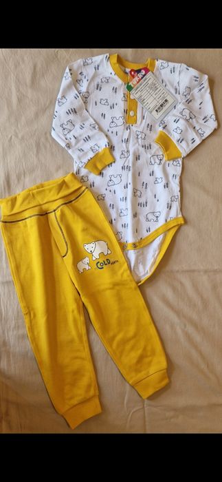 Комплект боди и штанишки на 9-12 мес