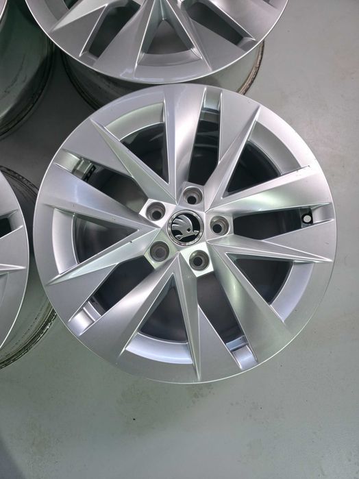 4 Jante Aliaj 5x112 17'' 7J ET 46 OEM Skoda Octavia 4 Superb Karoq Kodiaq / VW Passat Touran Sharan Golf Tiguan Caddy / SEAT CUPRA