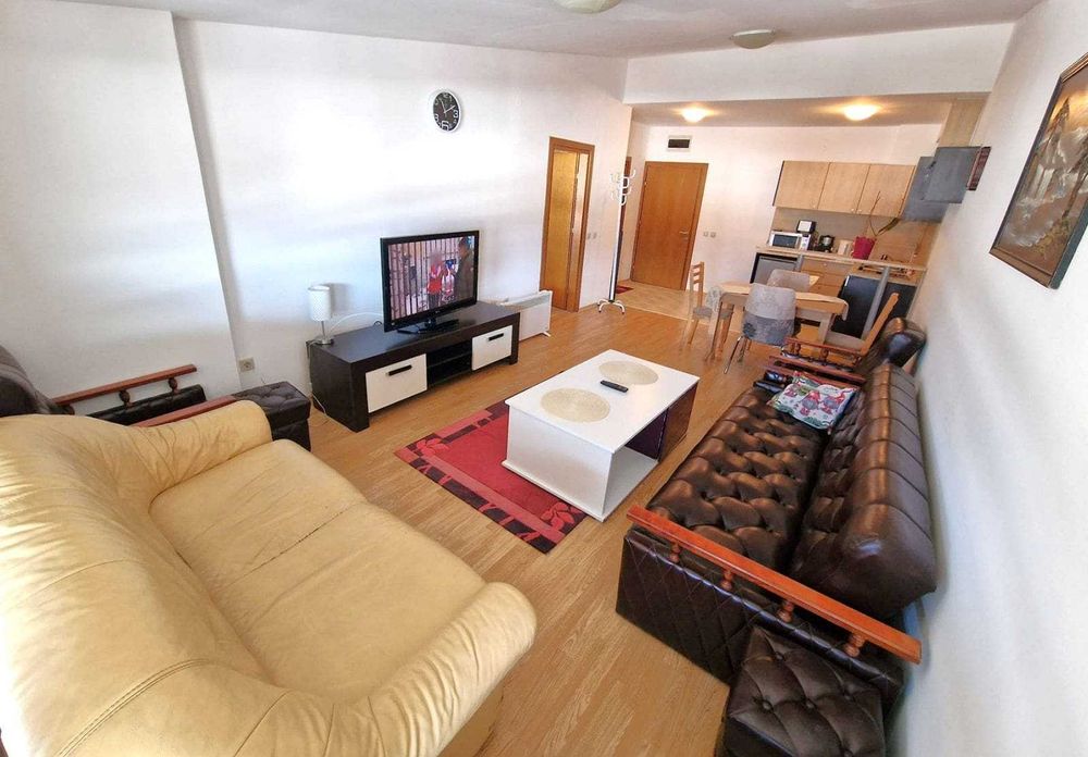 Продава се Двустаен апартамент в Разлог - 75 кв.м за 320 €/кв.м - Снимка #3