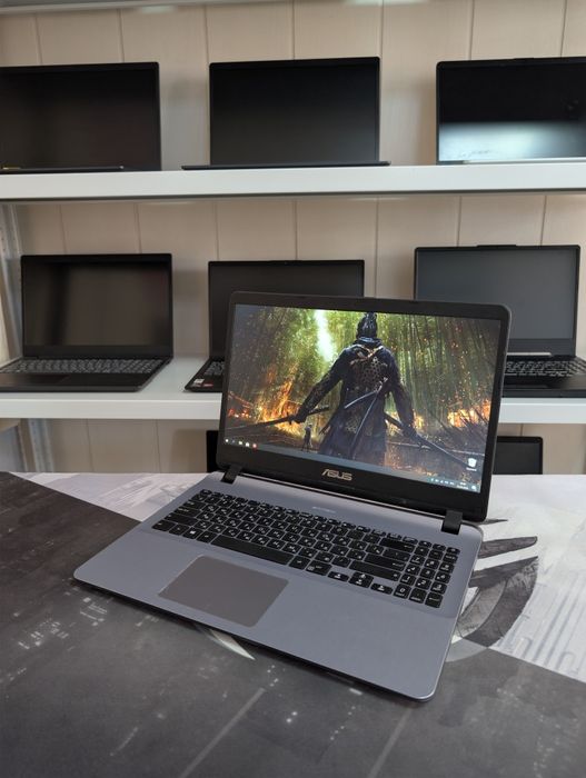 Ноутбук Asus X507M