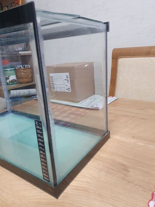 Аквариум за рибки или други домашни любимци